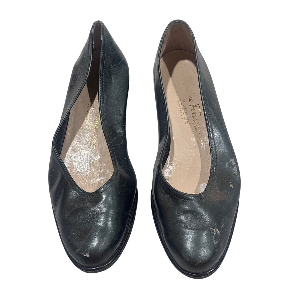 Women’s 6.5B Ferragamo Flats